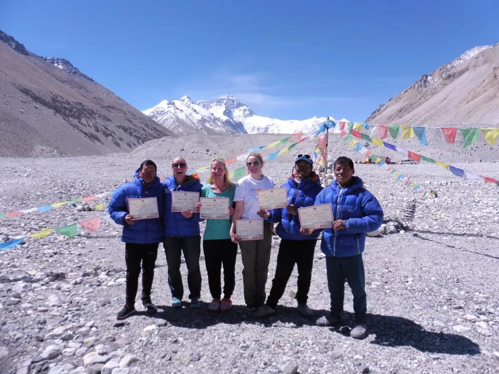 珠峰上的阴影 听英国登山家、向导Di Gilbert亲历自述如何“直面死亡”
