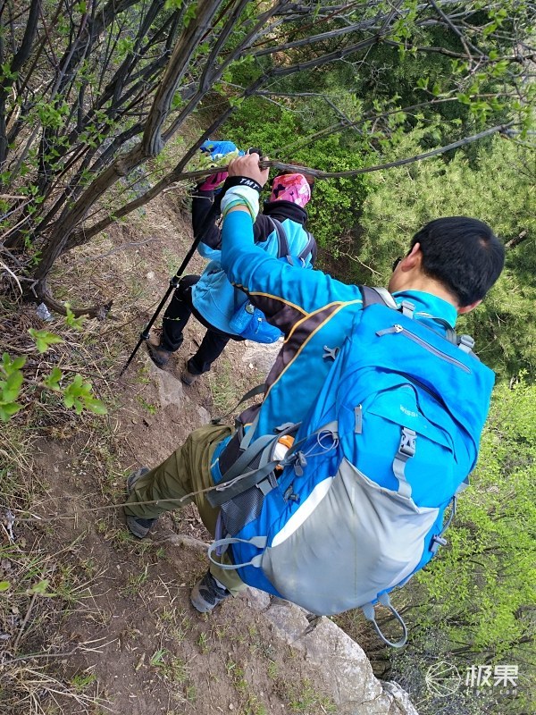 超轻透气越野跑步鞋，防滑耐操任何地形都不怕-20