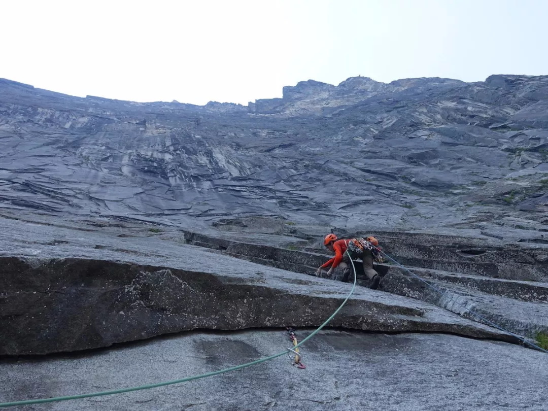 远征巴芬岛 日不落的攀岩体验-3